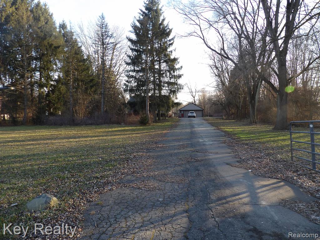 44291 Bemis Road Belleville, MI 48111 - Photo 3 of 54