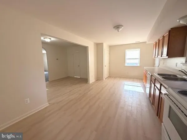 $2,195 | 8732 D Street, Chesapeake Beach, MD 20732