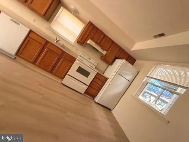 $2,295 | 8732 D Street, Chesapeake Beach, MD 20732