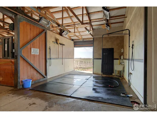 $1,990,000 | 871 North County Road, Berthoud, CO 80513