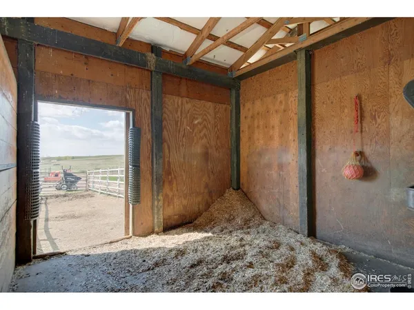 $1,990,000 | 871 North County Road, Berthoud, CO 80513