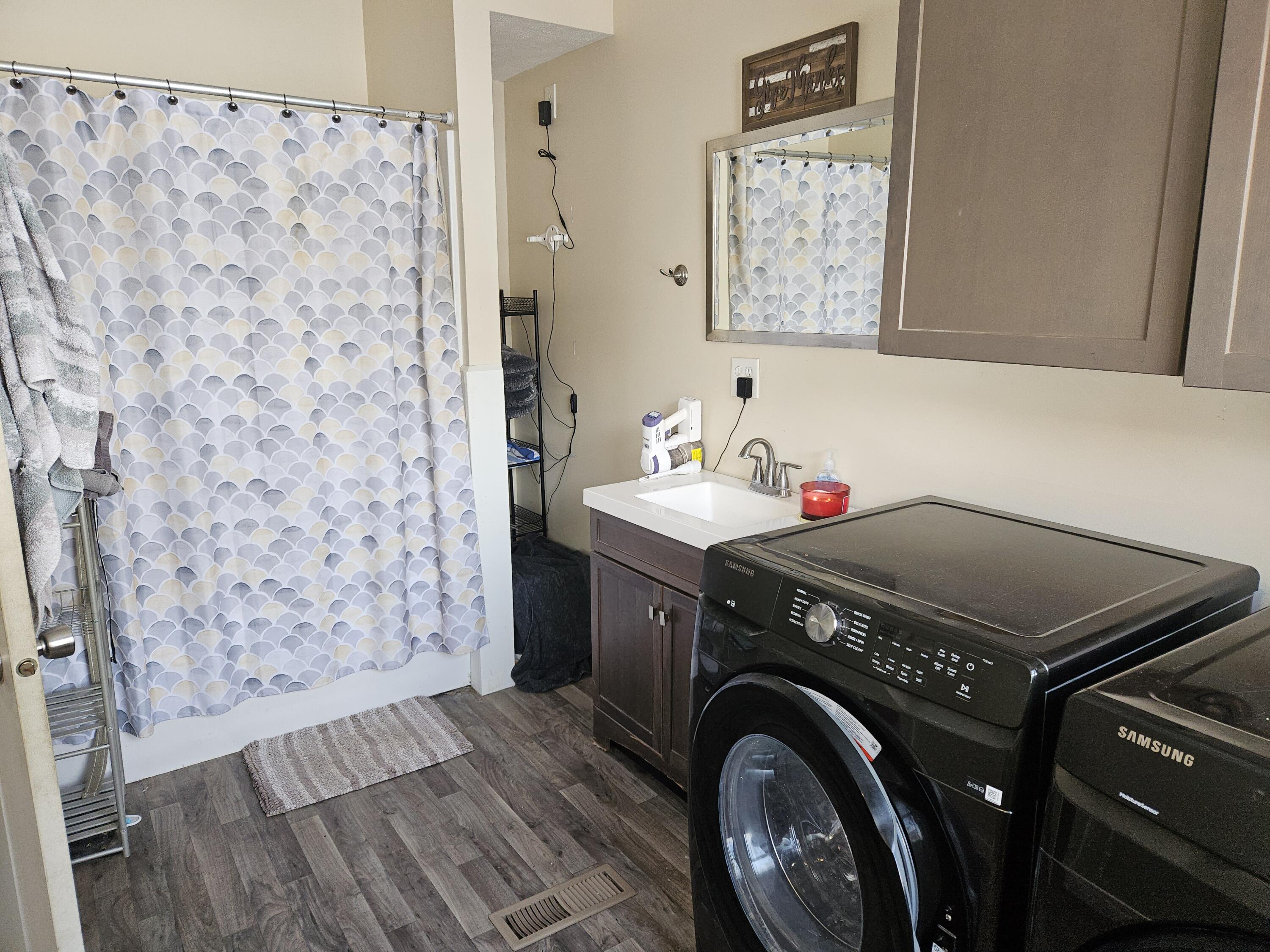 1535 Yeckley Road Hastings, MI 49058 - Photo 10 of 24 Bathroom