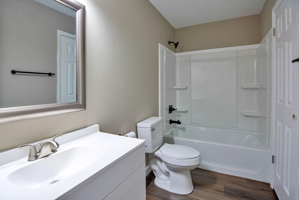 5722 Moody Sawyer Road, Unit B Hixson, TN 37343 - Photo 8 of 16 5824MoodySawyerCondo-9