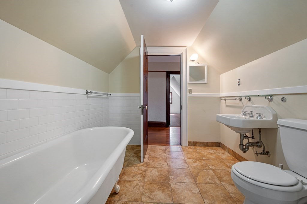 20 Otsego Road Worcester, MA 01609 - Photo 34 of 39 Gallery Image 34