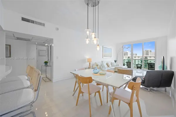 $5,000 | 19370 Collins Avenue, Unit PH14, Sunny Isles Beach, FL 33160