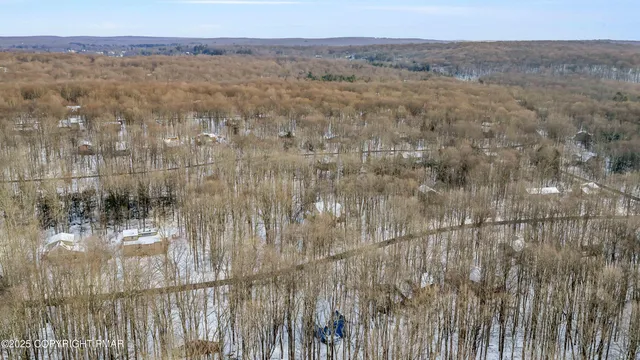 $329,000 | 107 West Creek View Drive, Gouldsboro, PA 18424