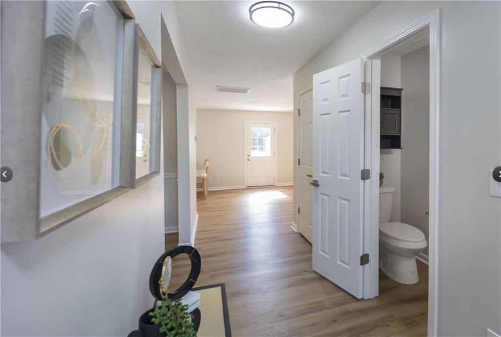 833 Oakview Trace Atlanta, GA 30349 - Photo 4 of 29