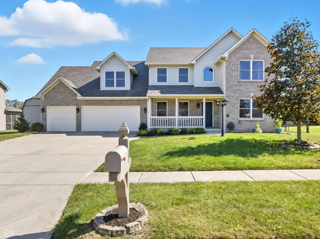 $415,000 | 7975 Meadow Bend Circle, Indianapolis, IN 46259