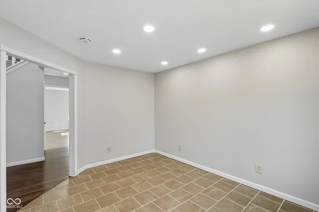 $415,000 | 7975 Meadow Bend Circle, Indianapolis, IN 46259