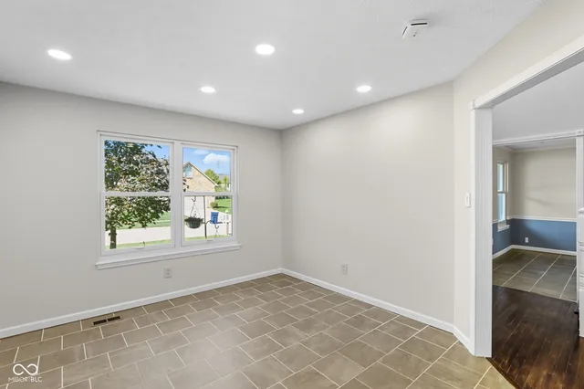 $415,000 | 7975 Meadow Bend Circle, Indianapolis, IN 46259