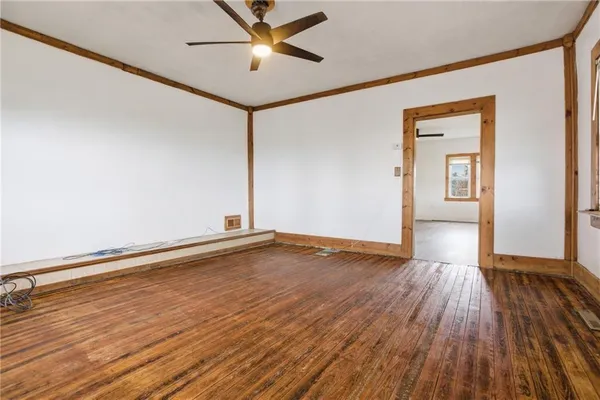 $119,900 | 95 East Main Street, West Middletown, PA 15379