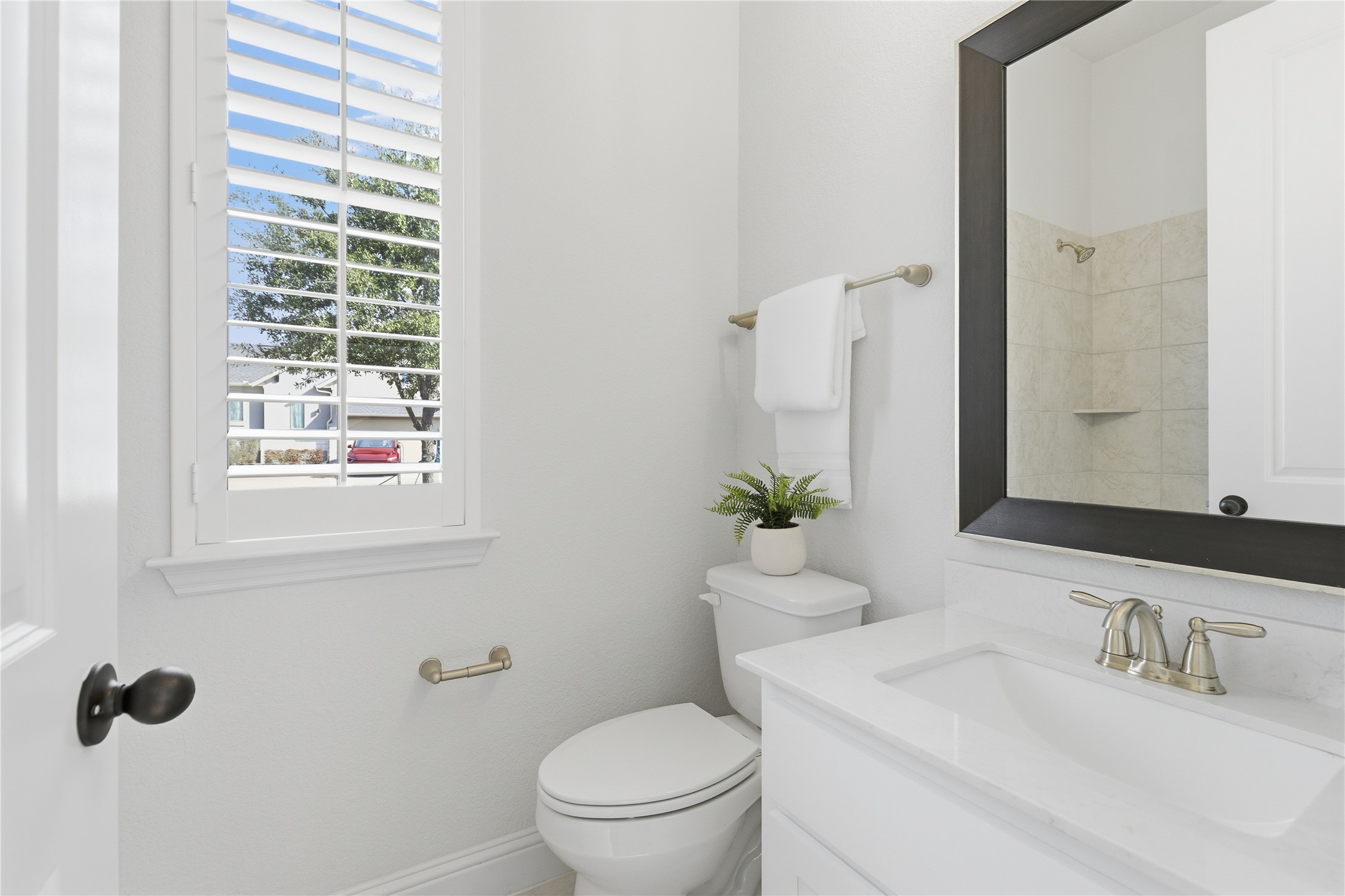 225 Diamondback Drive Georgetown, TX 78628 - Photo 31 of 39 Full bath featuring vanity and a shower.