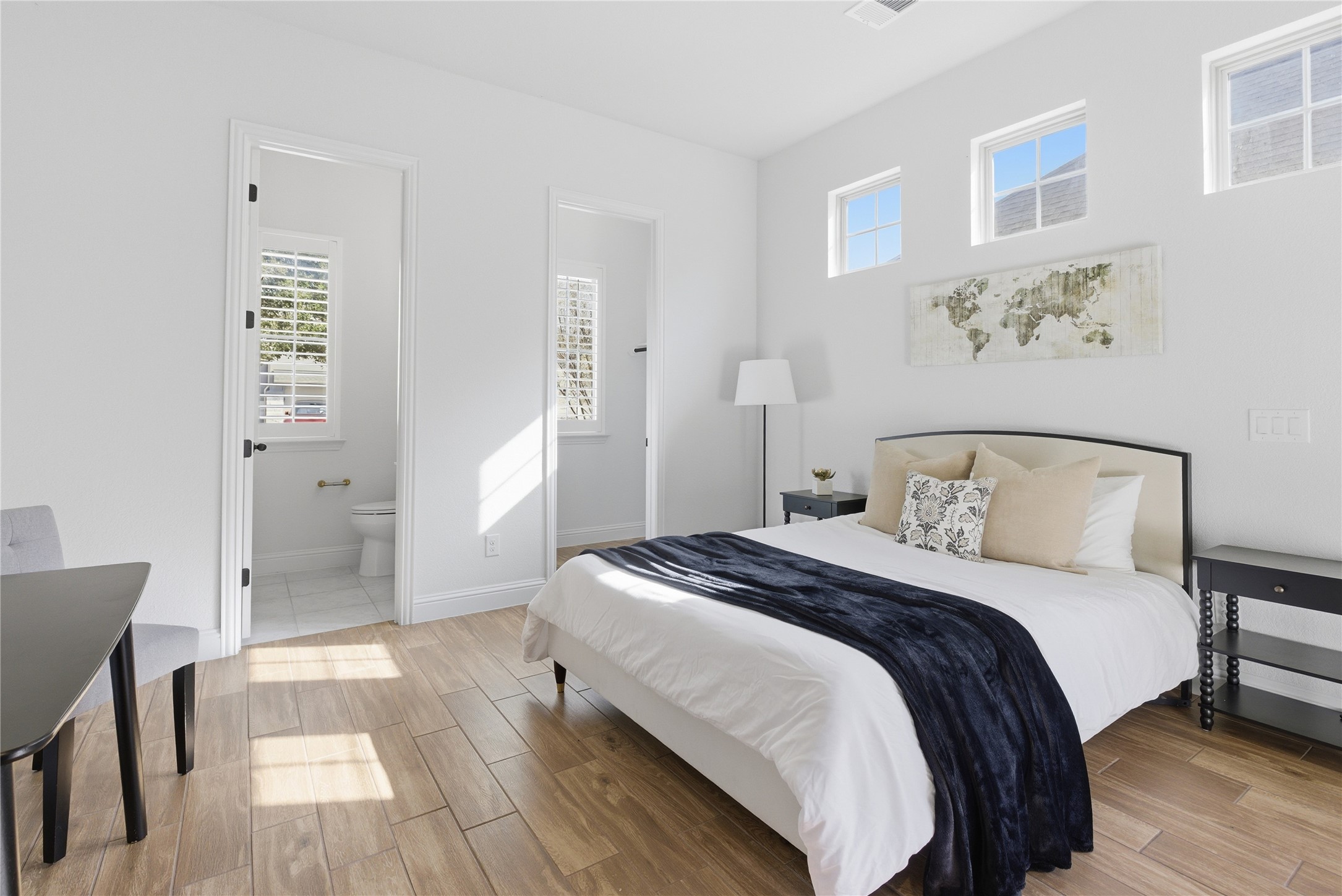 225 Diamondback Drive Georgetown, TX 78628 - Photo 33 of 40 Primary Bedroom in the casita.