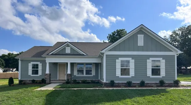 $439,900 | 622 Brookside Drive, Mount Pleasant, TN 38474