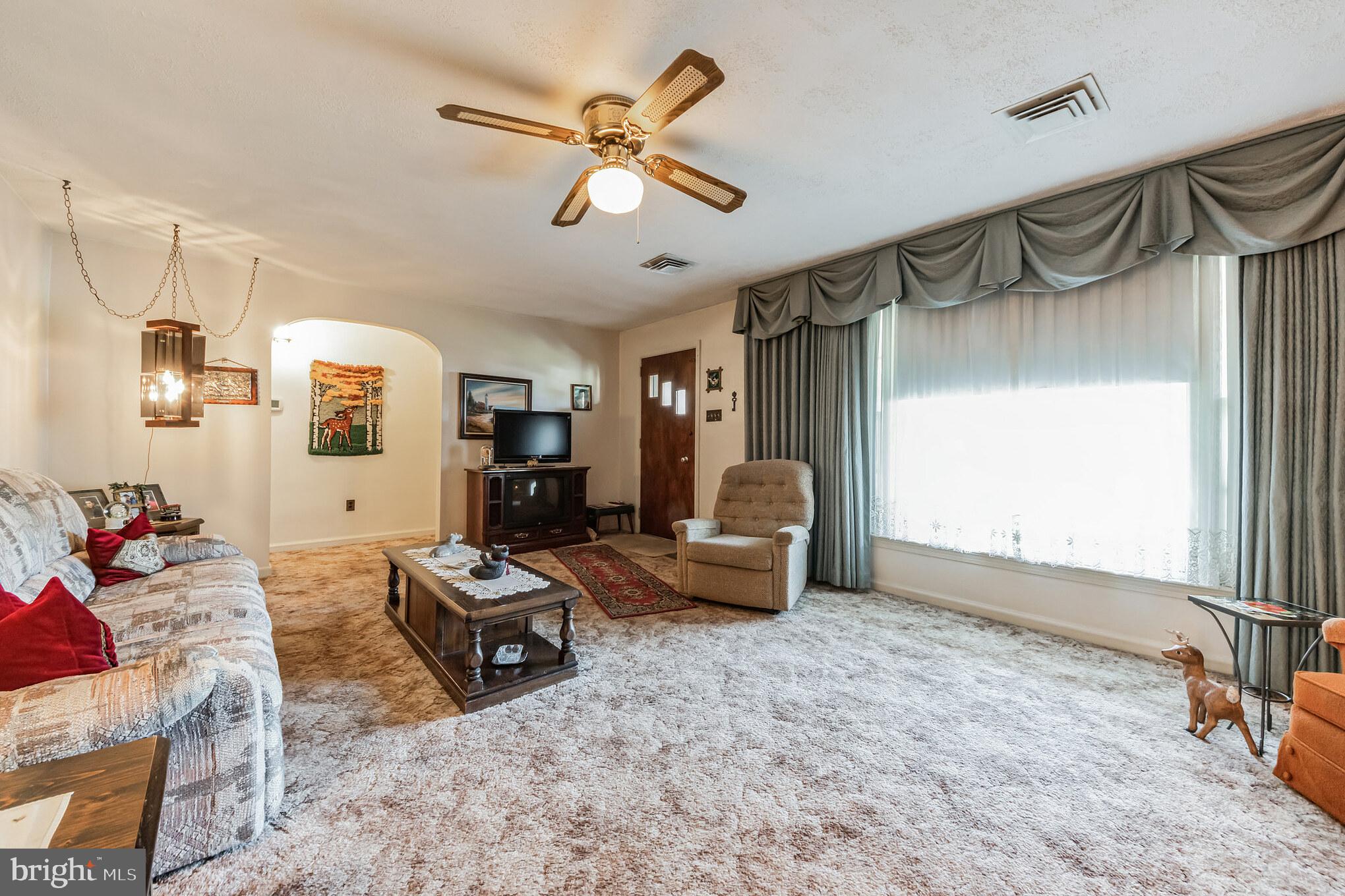 1431 Stephen Road Jenkintown, PA 19046 - Photo 10 of 30 Gallery Image 10
