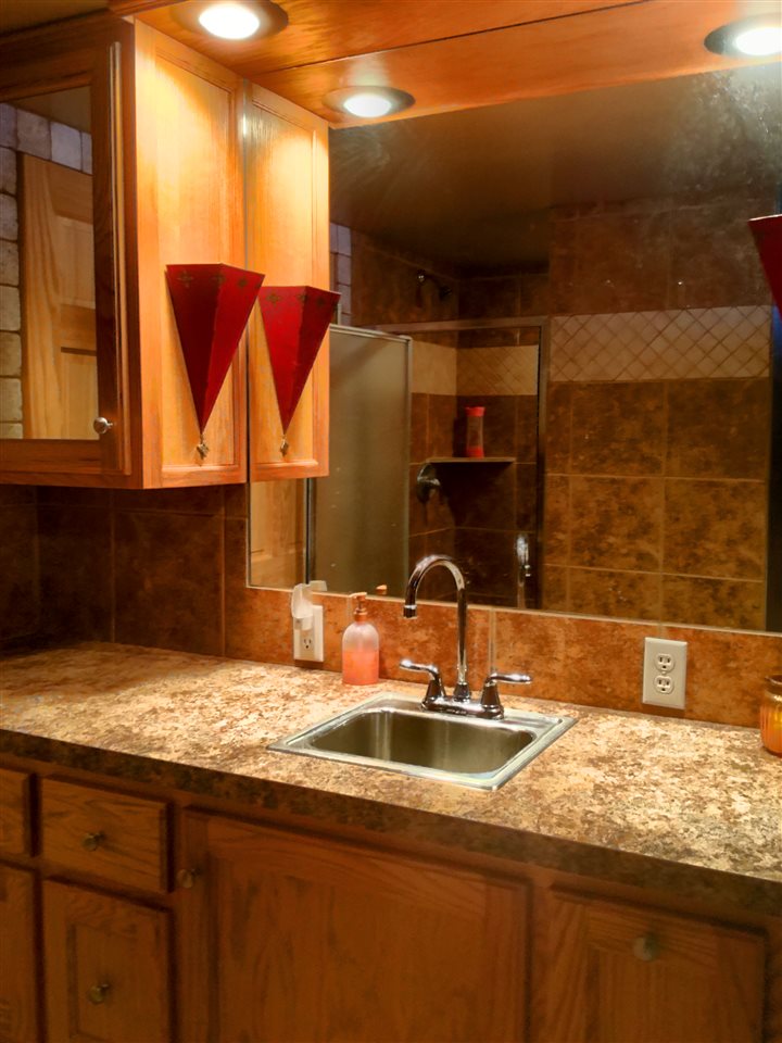 9600 Deal Road Williamsburg, MI 49690 - Photo 55 of 69 1827410-54.JPG