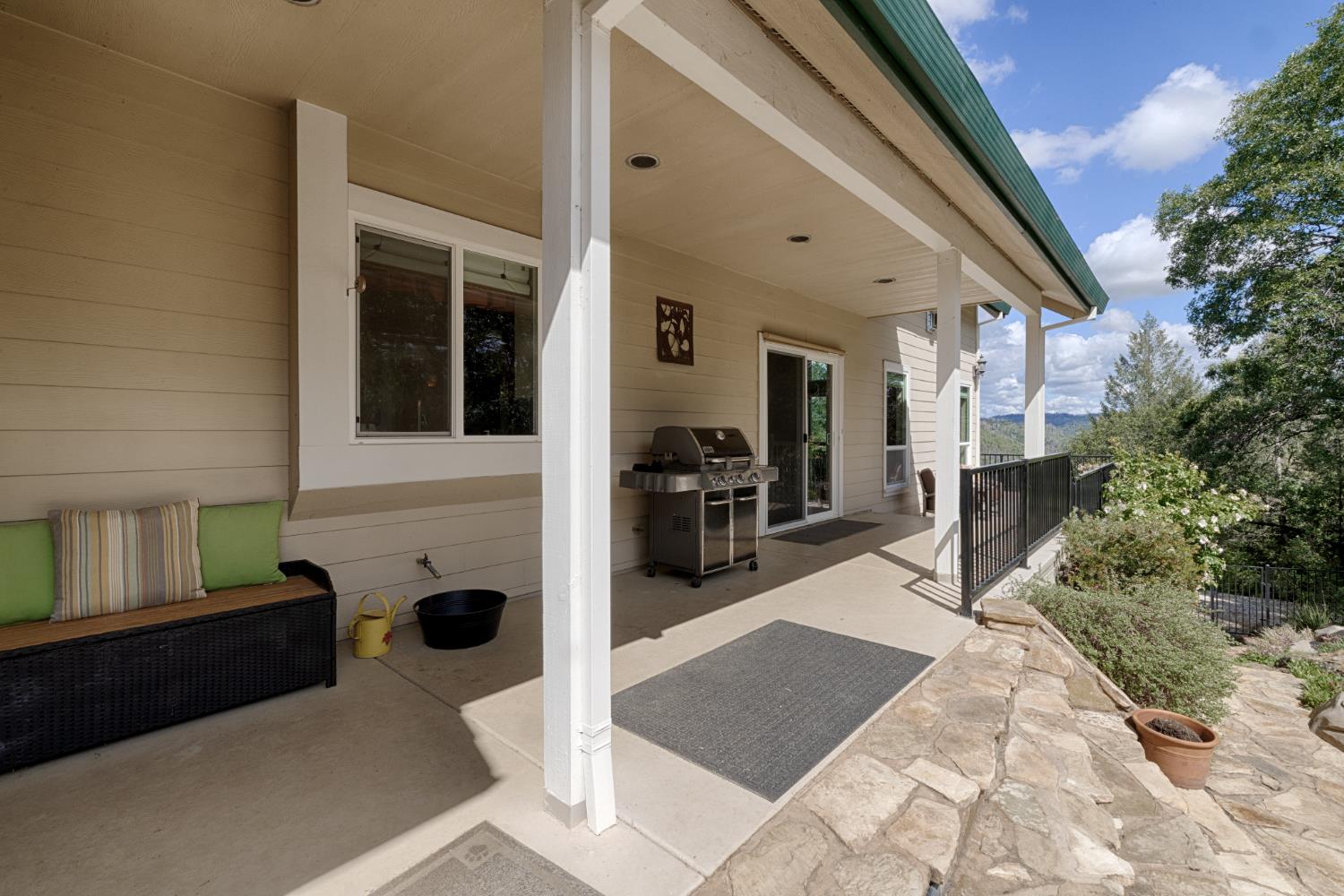 1880 Buck Ridge Court Colfax, CA 95713 - Photo 45 of 57