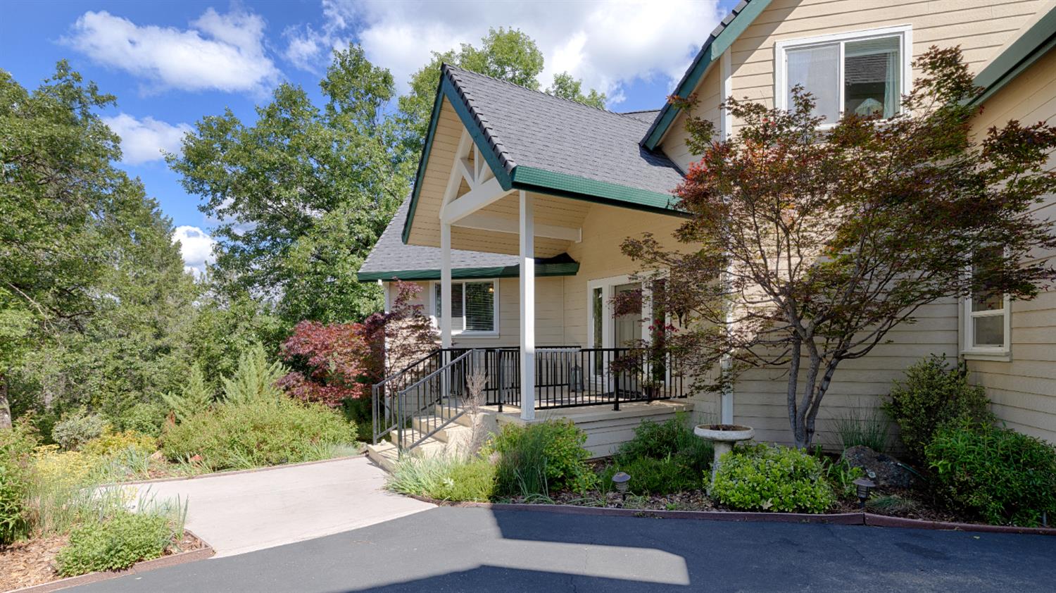 1880 Buck Ridge Court Colfax, CA 95713 - Photo 5 of 57