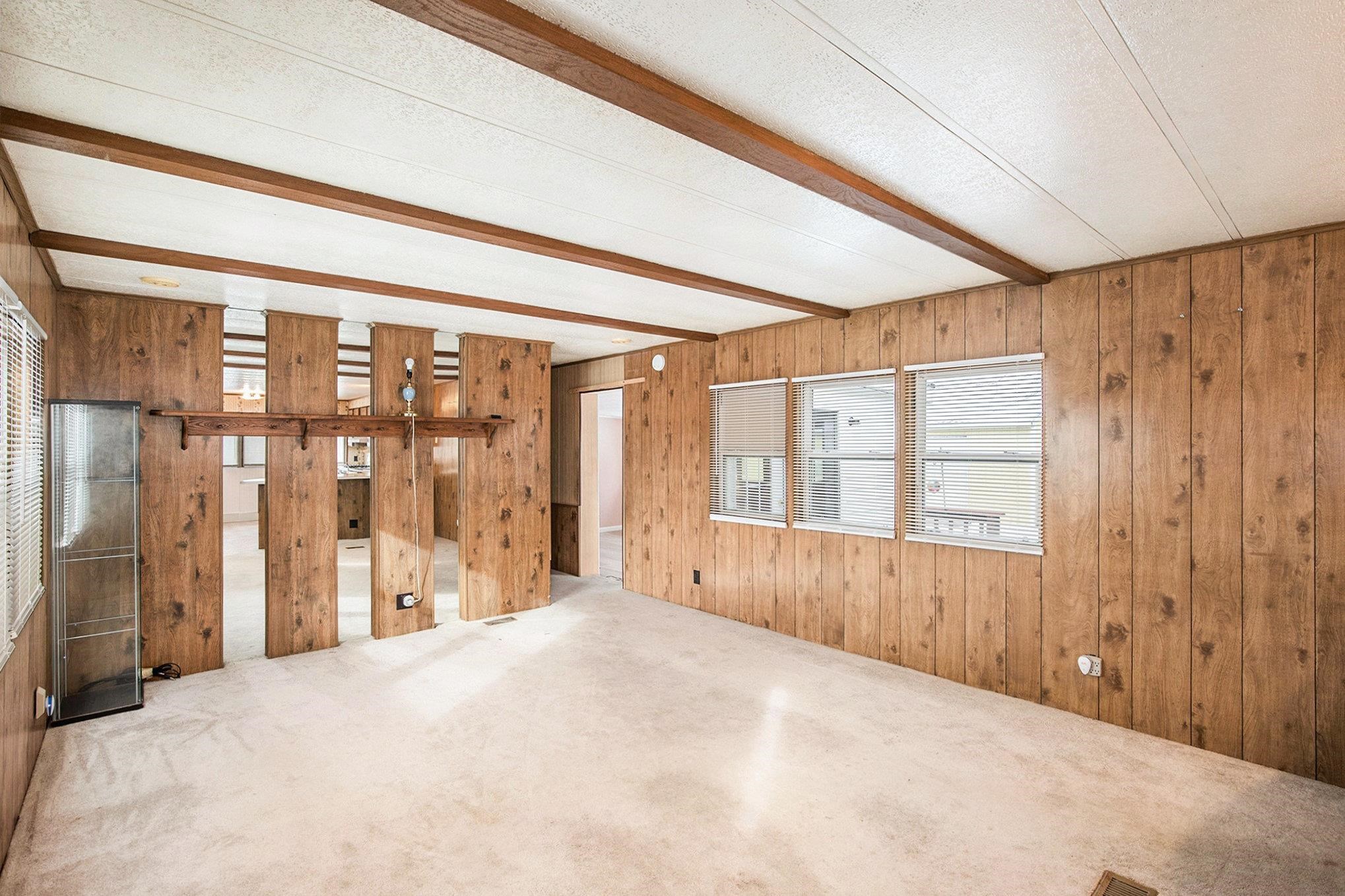 7111 East Deckerville Road Deford, MI 48729 - Photo 13 of 23