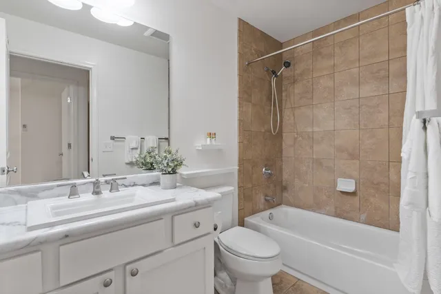 a view of walk in closet