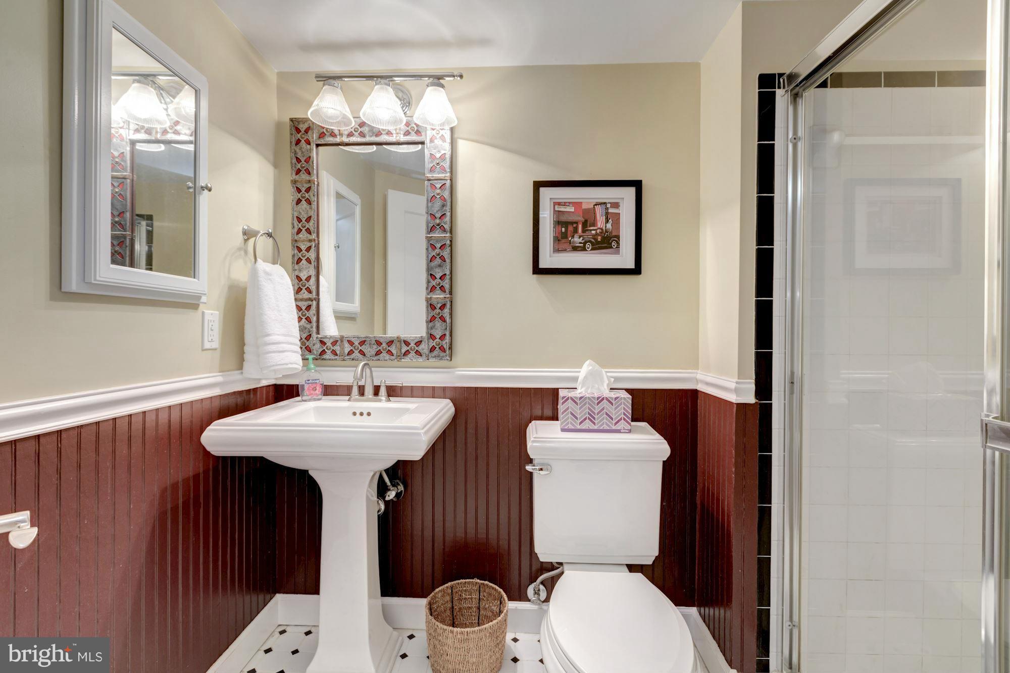 1654 Birch Road McLean, VA 22101 - Photo 24 of 30 Full Bath