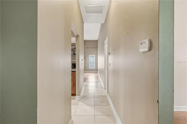 $2,950 | 3632 Cold Creek Drive, Valrico, FL 33596