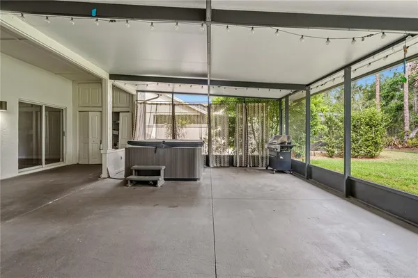 $2,950 | 3632 Cold Creek Drive, Valrico, FL 33596