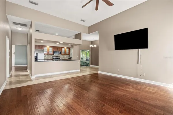 $2,950 | 3632 Cold Creek Drive, Valrico, FL 33596