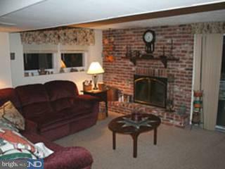 47 Russell Road Willow Grove, PA 19090 - Photo 3 of 6 Gallery Image 3
