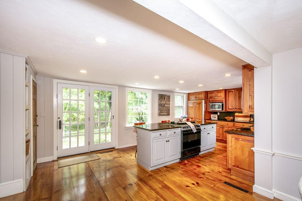 88 Stockbridge Road Scituate, MA 02066 - Photo 17 of 42 Gallery Image 17