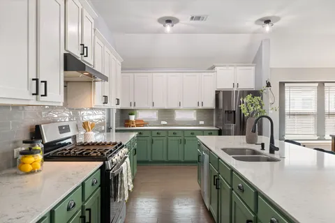 $435,000 | 153 Coronella Drive, Liberty Hill, TX 78642