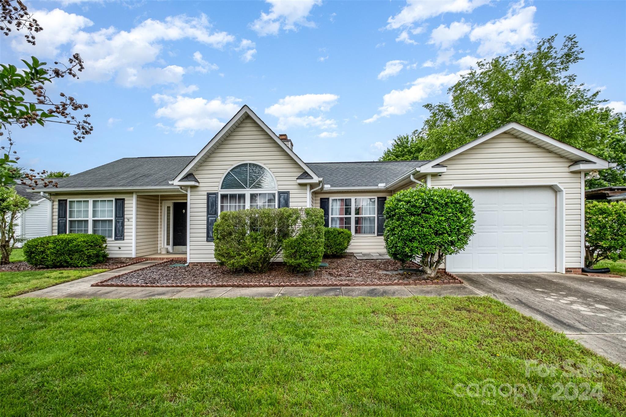 4575 Cochran Farm Road Southwest Concord, NC 28027 - Photo 2 of 26 Gallery Image 2