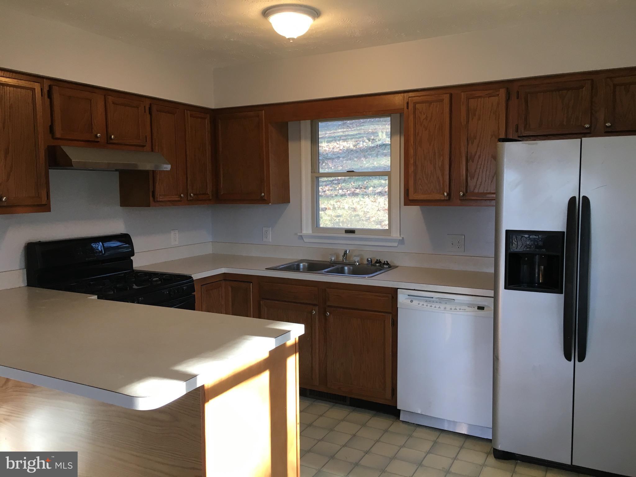244 Long View Road Linden, VA 22642 - Photo 4 of 12 Kitchen