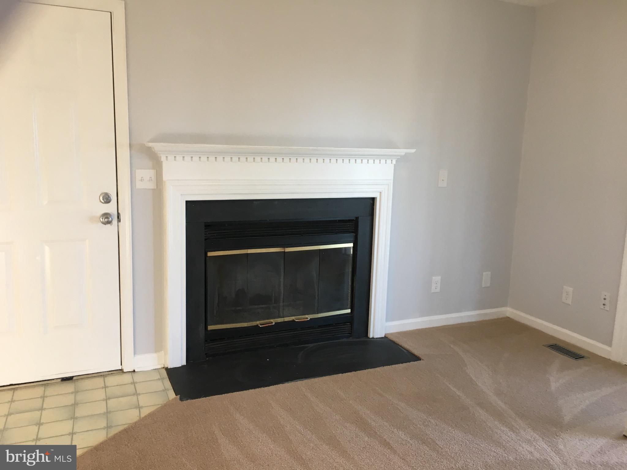 244 Long View Road Linden, VA 22642 - Photo 7 of 12 Living Room