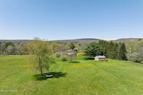$2,250,000 | 302 A Egremont Plain Road, Egremont, MA 01230