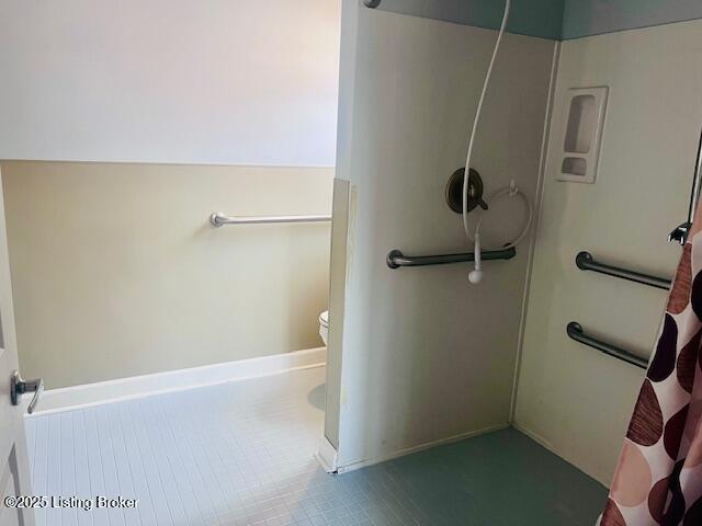 6706 Obryan Road Louisville, KY 40291 - Photo 26 of 45 Obryan bath