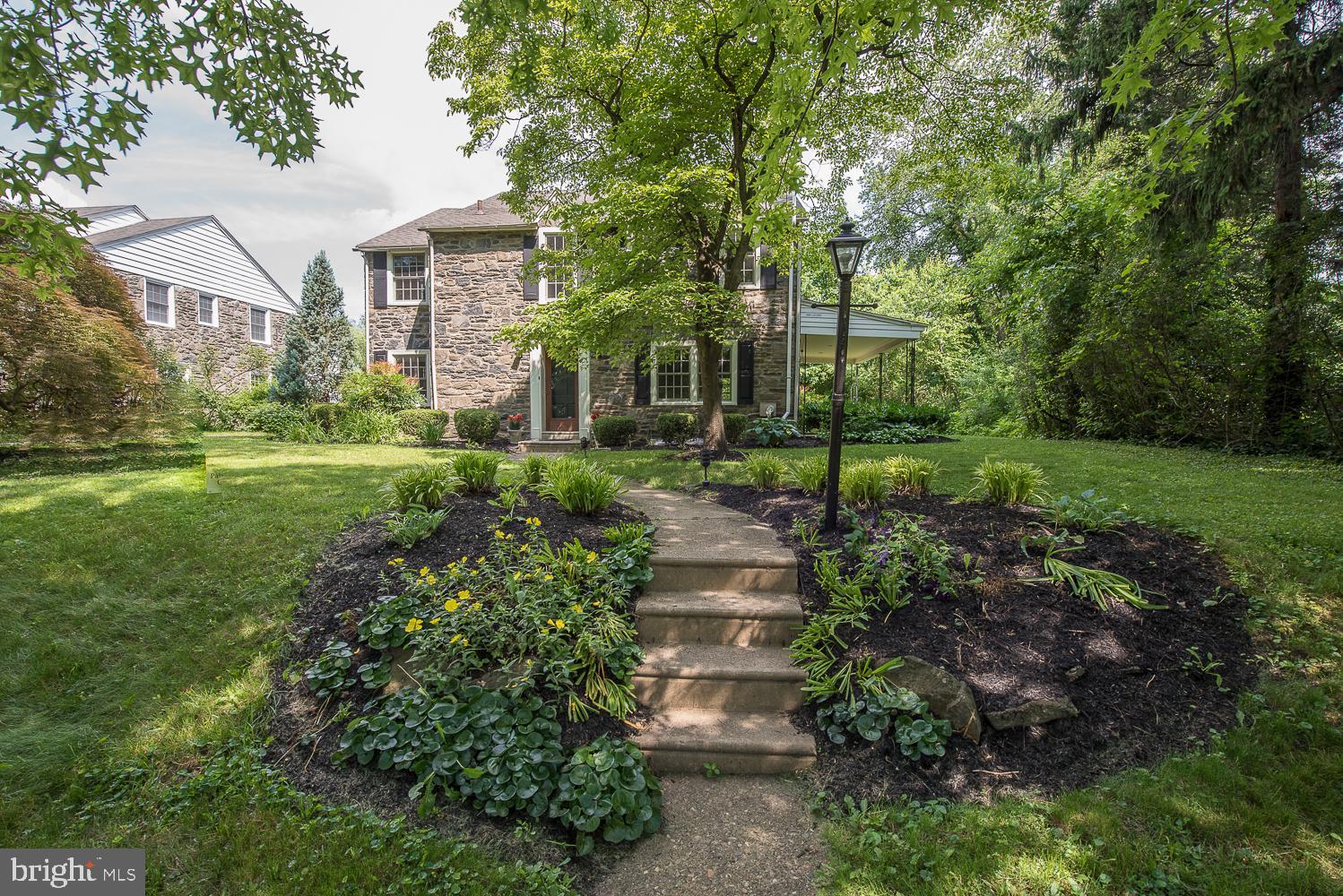 7015 Greenhill Road Philadelphia, PA 19151 - Photo 2 of 27 Gallery Image 2