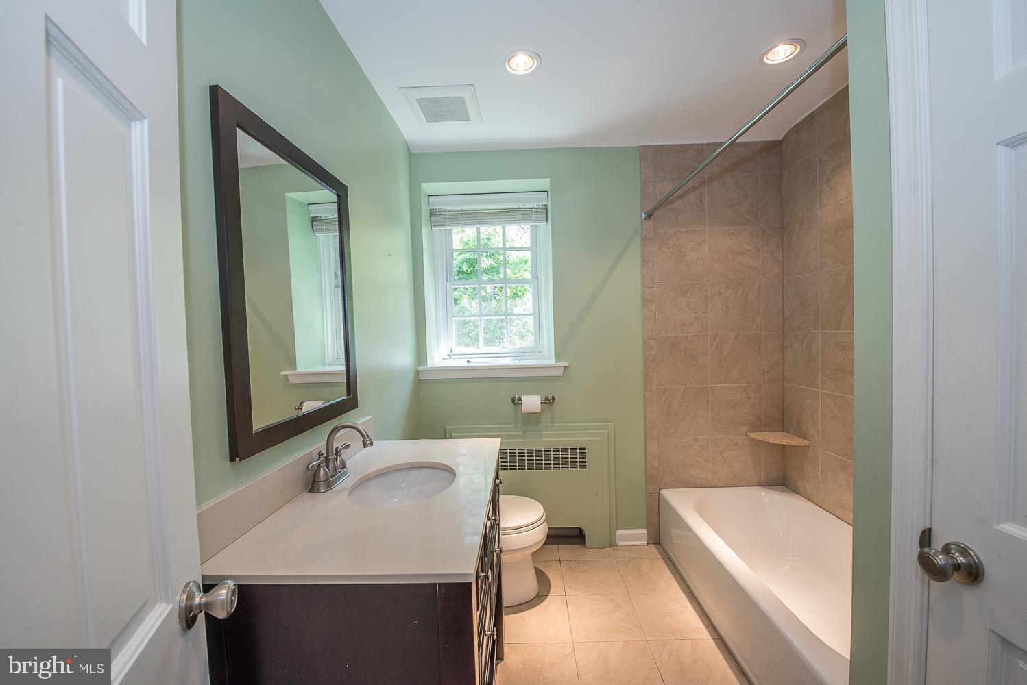 7015 Greenhill Road Philadelphia, PA 19151 - Photo 16 of 27 Gallery Image 16