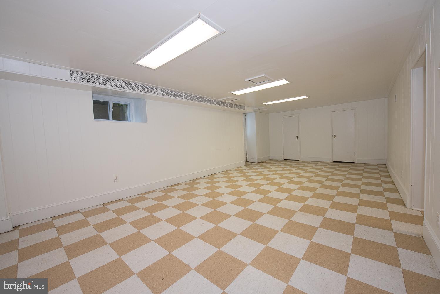 7015 Greenhill Road Philadelphia, PA 19151 - Photo 23 of 27 Gallery Image 23