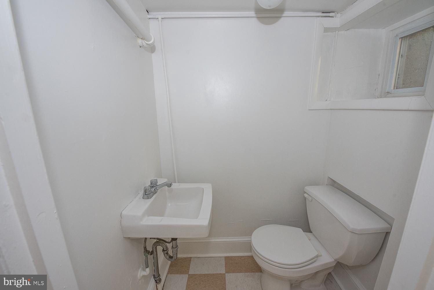 7015 Greenhill Road Philadelphia, PA 19151 - Photo 25 of 27 Gallery Image 25