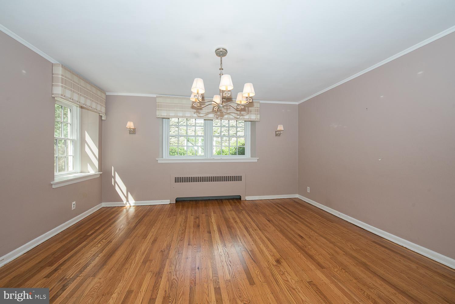 7015 Greenhill Road Philadelphia, PA 19151 - Photo 6 of 27 Gallery Image 6