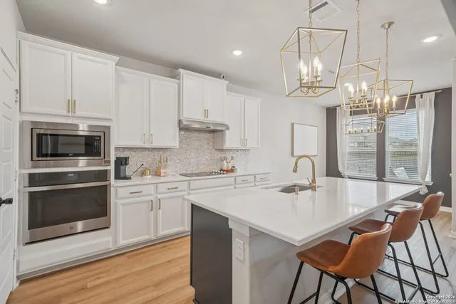 $699,000 | 3225 Mountain Mint, New Braunfels, TX 78130