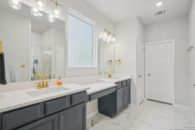 $699,000 | 3225 Mountain Mint, New Braunfels, TX 78130