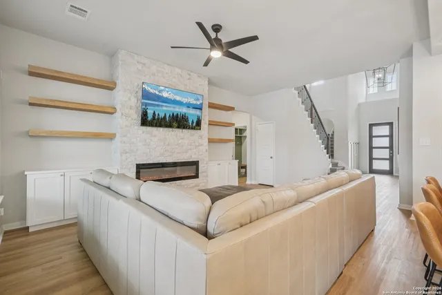 $699,000 | 3225 Mountain Mint, New Braunfels, TX 78130