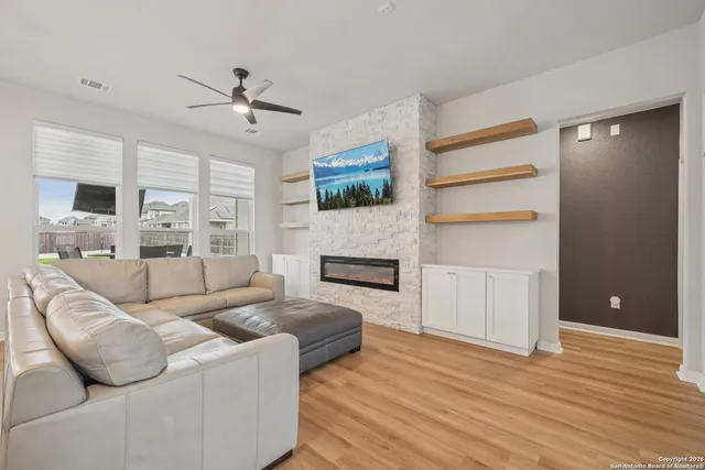 $699,000 | 3225 Mountain Mint, New Braunfels, TX 78130