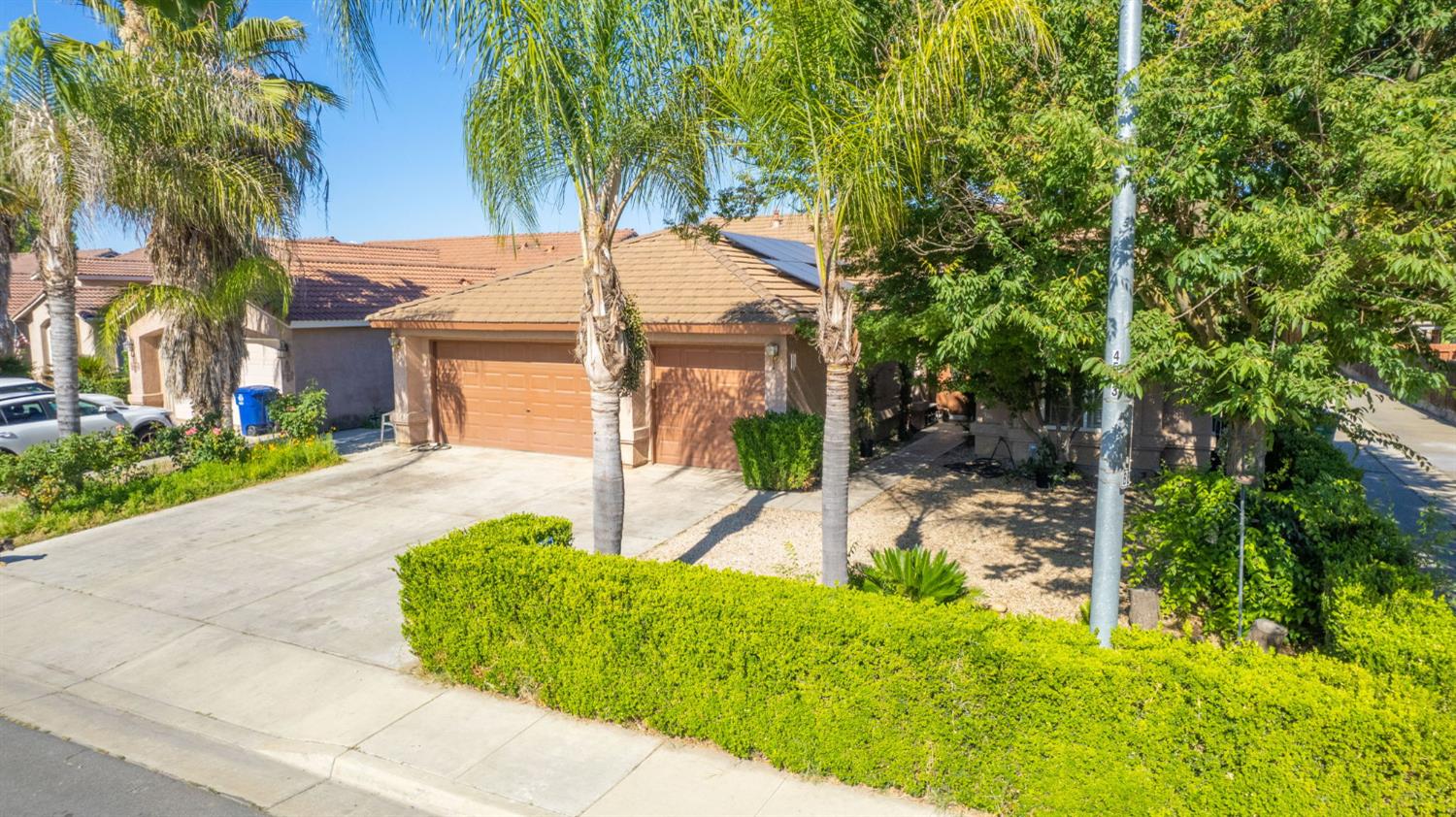 1135 Rafer Johnson Drive Kingsburg, CA 93631 - Photo 43 of 55