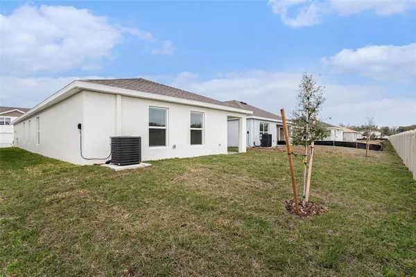 $2,295 | 458 Warm Heron Place, Ruskin, FL 33570