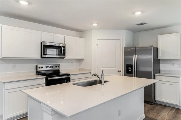 $2,295 | 458 Warm Heron Place, Ruskin, FL 33570