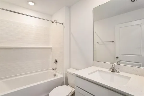 $2,295 | 458 Warm Heron Place, Ruskin, FL 33570