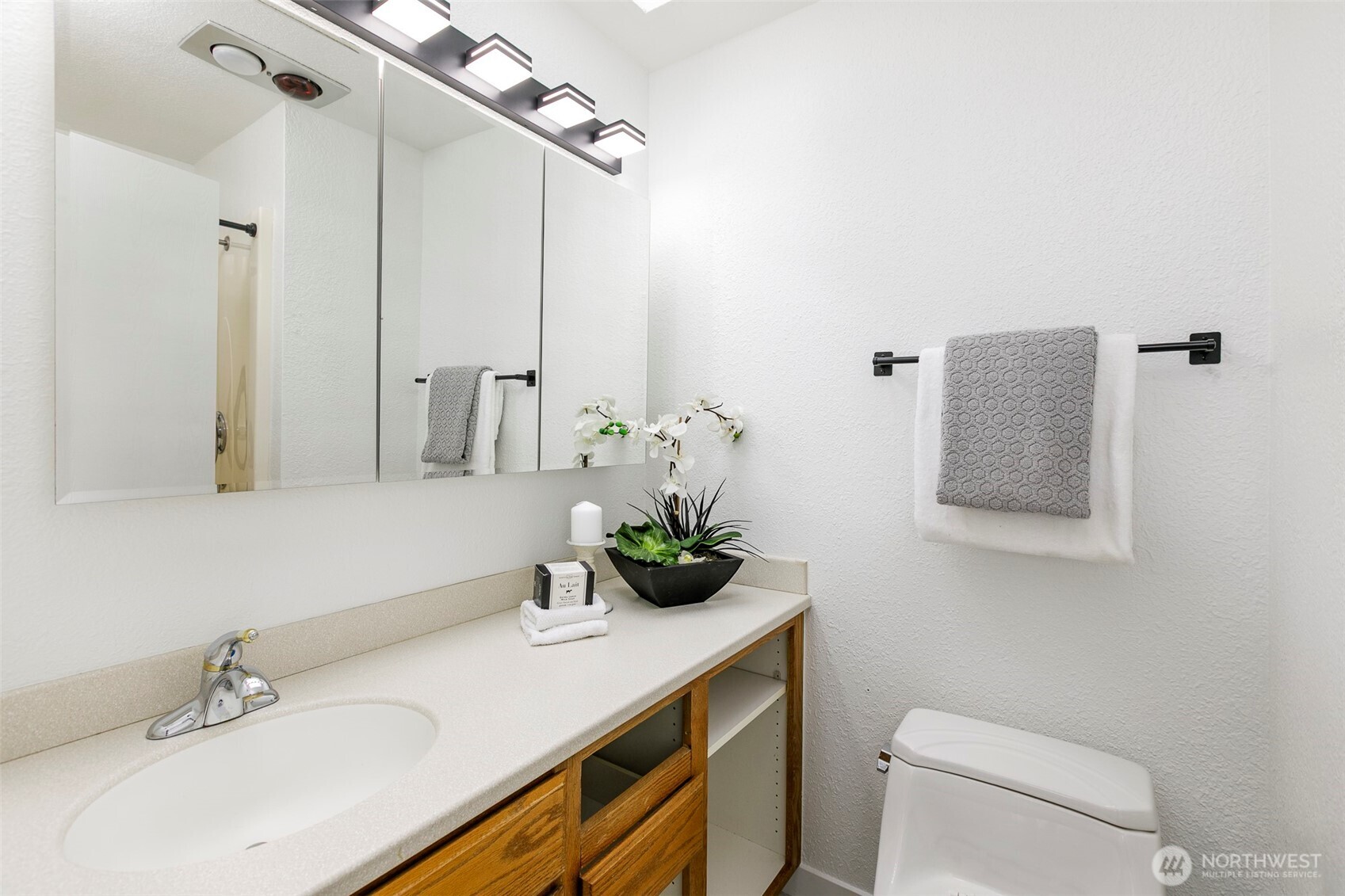 8601 244th Street Southwest, Unit 1F Edmonds, WA 98026 - Photo 17 of 19 Gallery Image 17